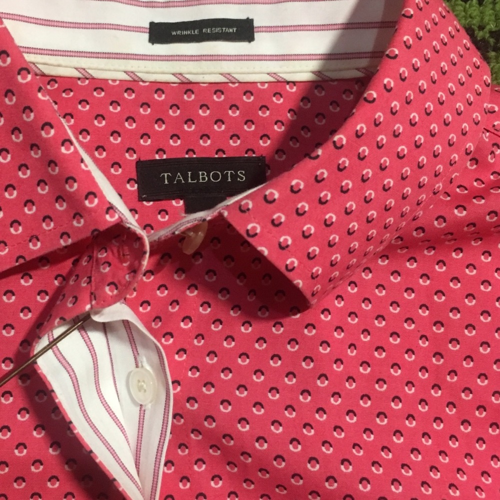 TALBOTS BLOUSE NWOT WRINKLE RESISTANT